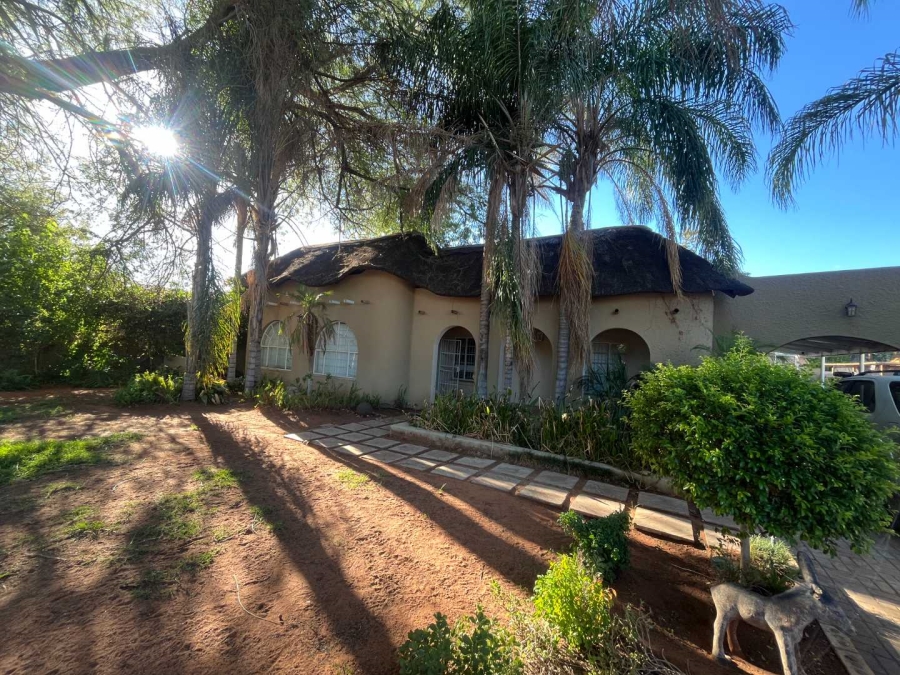 3 Bedroom Property for Sale in Die Rand Northern Cape